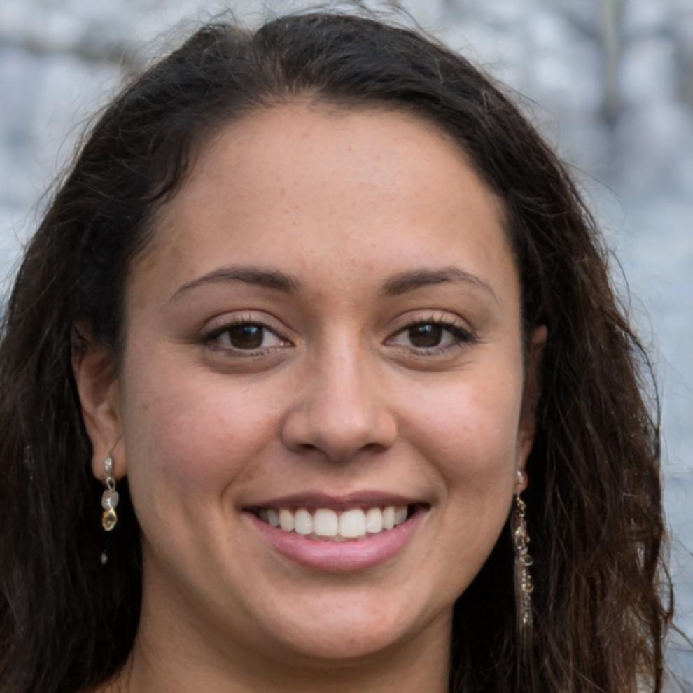 Portrait of Zariah Blackwood, Senior Financial Educator